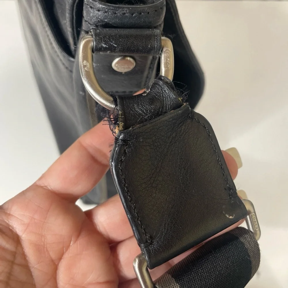 COACH Heritage Web Black Leather Messenger Bag #F70556